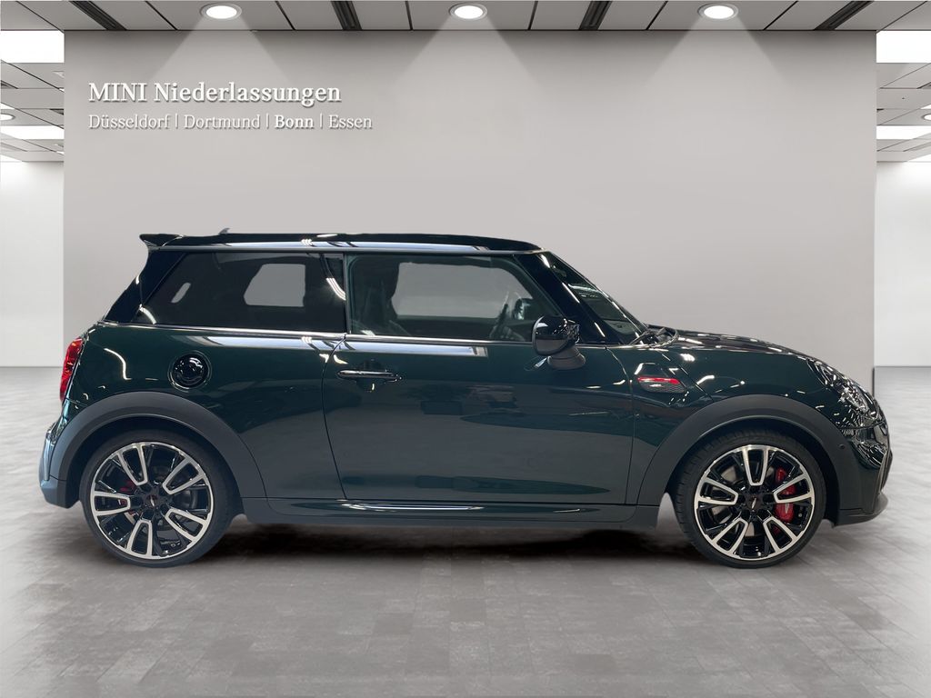 Mini JOHN COOPER WORKS 2022 г. Зелёный, пробег 58811 км