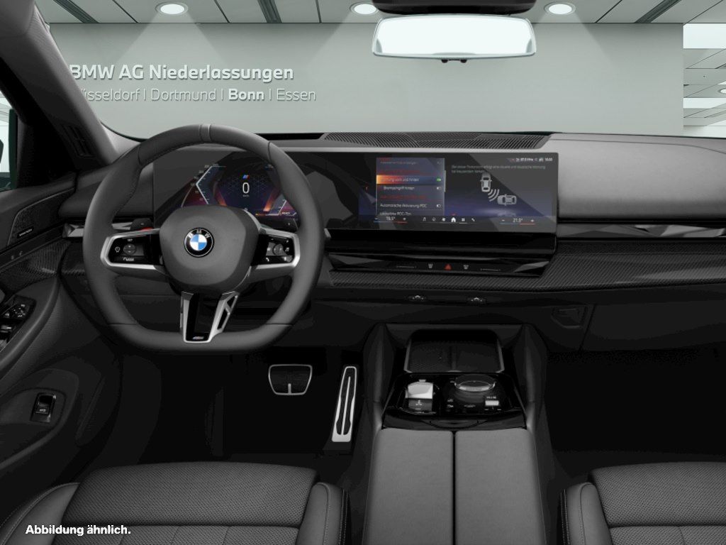 BMW 520 2026 г. Чёрный, пробег 16105 км
