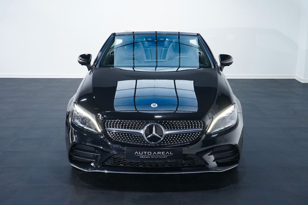 Mercedes-Benz C 300 2023 г. Чёрный, пробег 36838 км