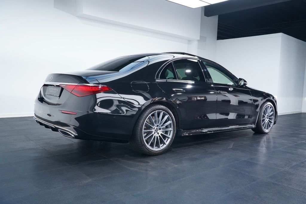 Mercedes-Benz S 450 2024 г. Чёрный, пробег 56572 км