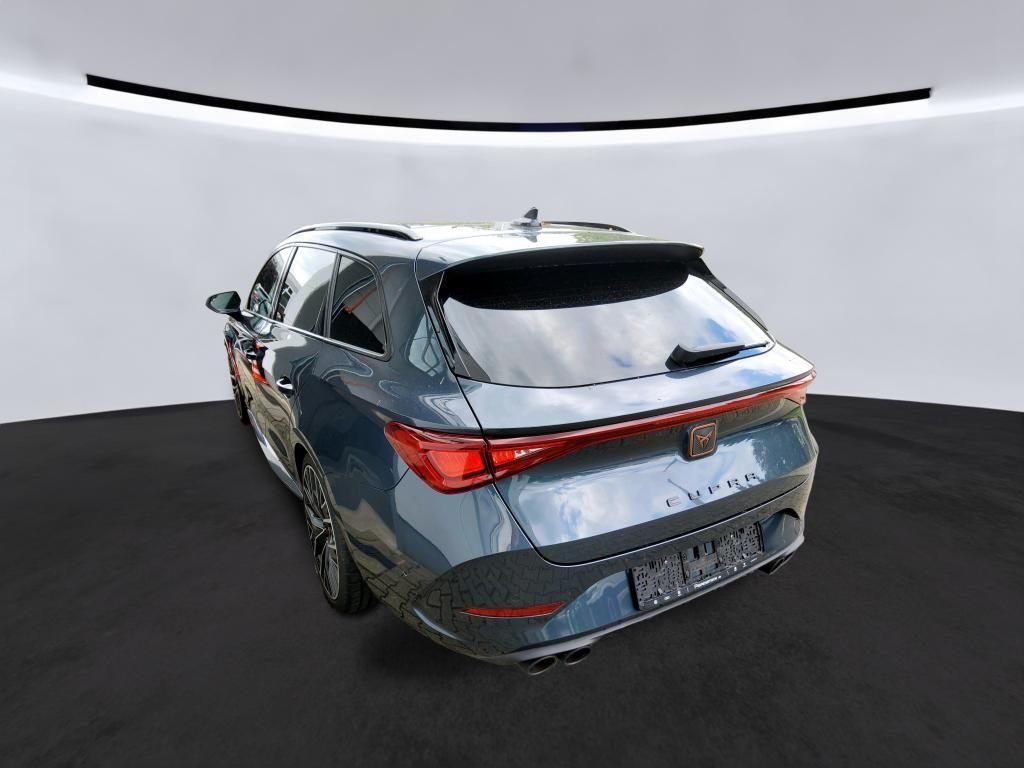Cupra Leon 2022 г. Серый, пробег 42885 км