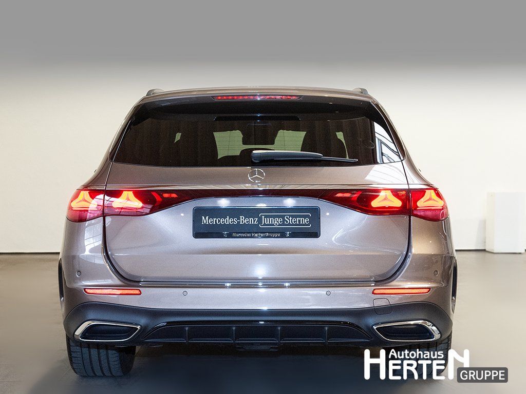 Mercedes-Benz E 450 2024 г. Коричневый, пробег 24035 км