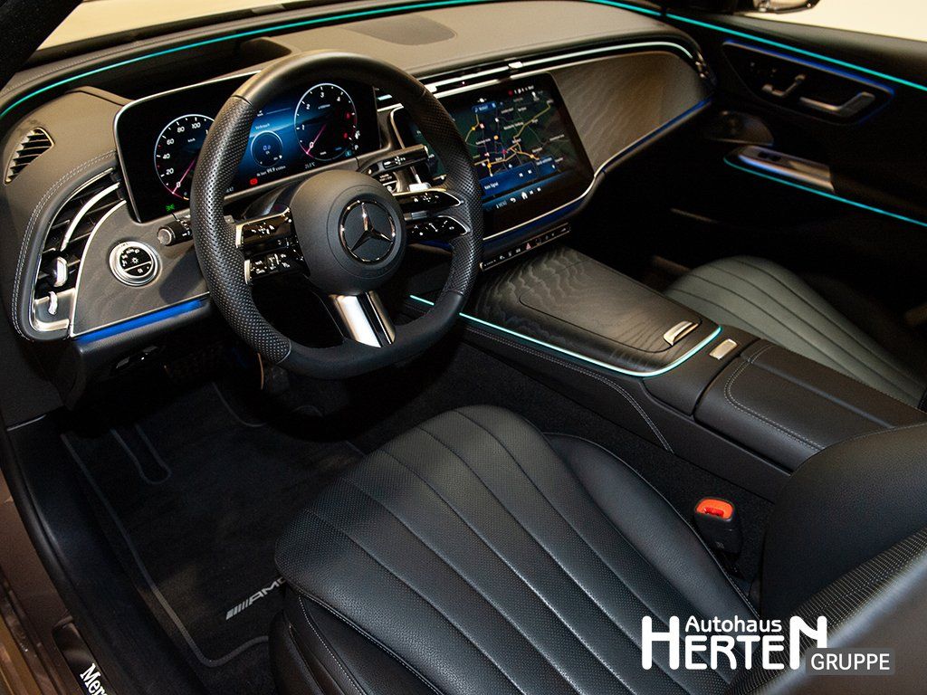 Mercedes-Benz E 450 2024 г. Коричневый, пробег 24035 км