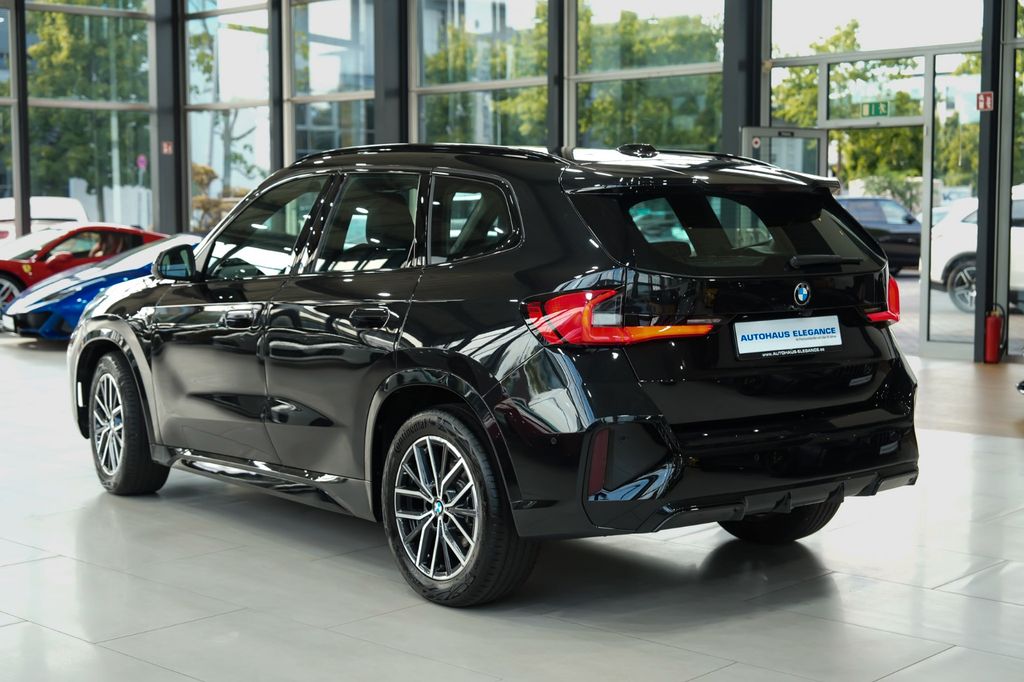 BMW X1 2025 г. Чёрный, пробег 45558 км