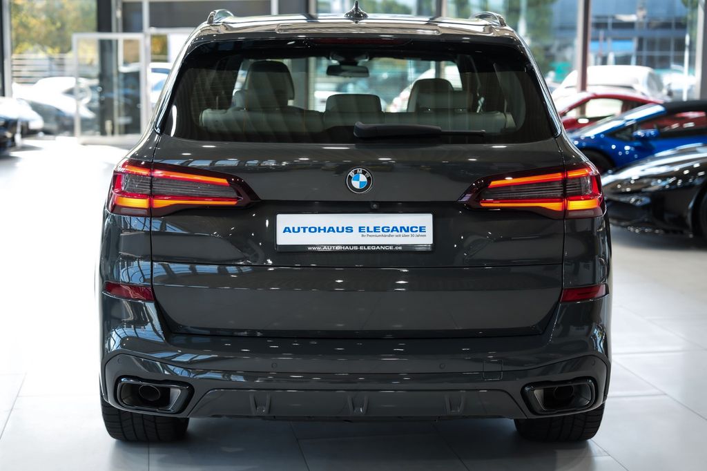 BMW X5 2023 г. Серый, пробег 37400 км