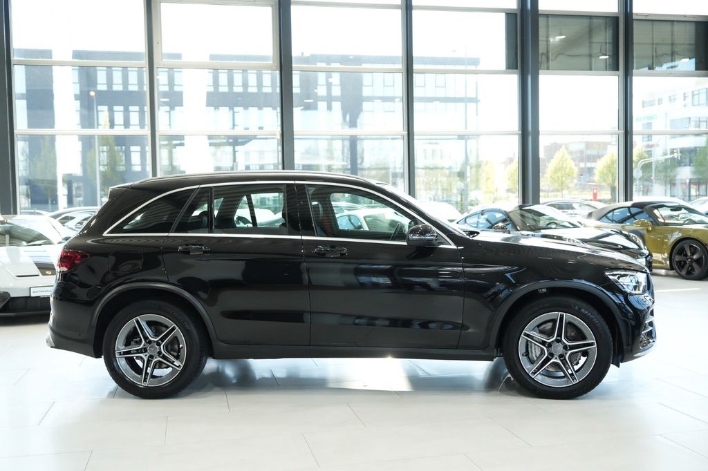 Mercedes-Benz GLC 43 AMG 2022 г. Чёрный, пробег 48872 км