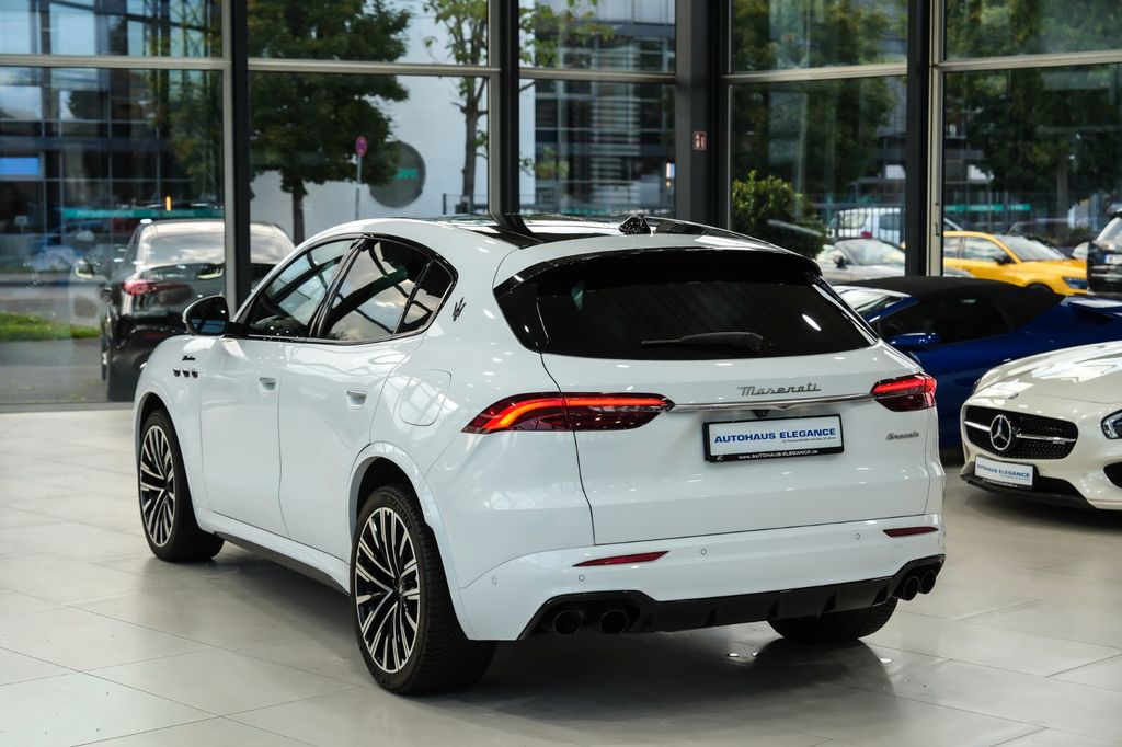 Maserati Grecale 2023 г. Белый, пробег 47532 км