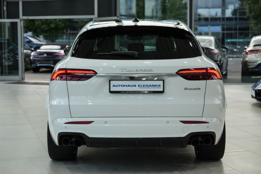 Maserati Grecale 2023 г. Белый, пробег 47532 км