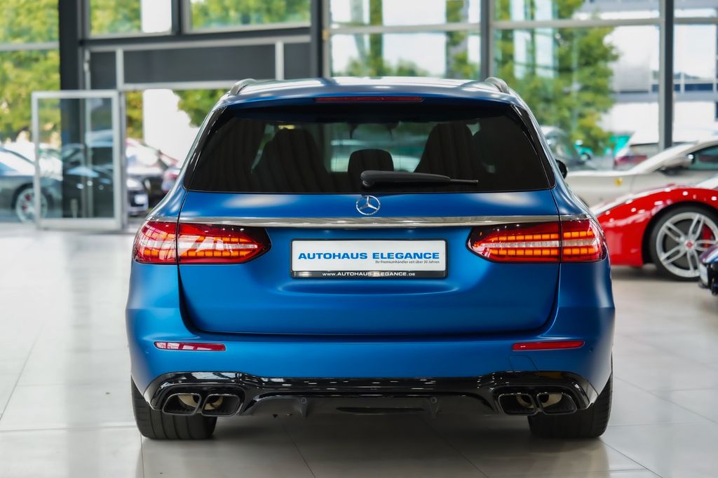 Mercedes-Benz E 63 AMG 2022 г. Синий, пробег 49950 км