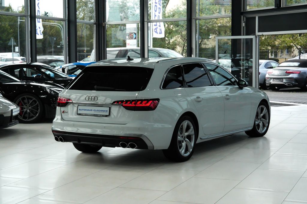 Audi S4 2023 г. Белый, пробег 47560 км