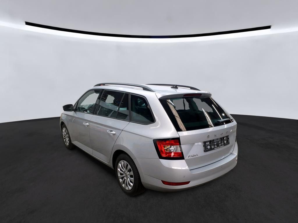 Skoda Fabia 2022 г. Серебристый, пробег 44150 км
