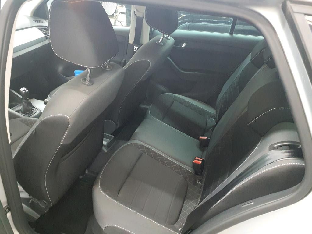 Skoda Fabia 2022 г. Серебристый, пробег 44150 км