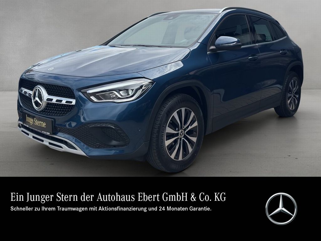 Mercedes-Benz GLA 180 2022 г. Синий, пробег 43518 км