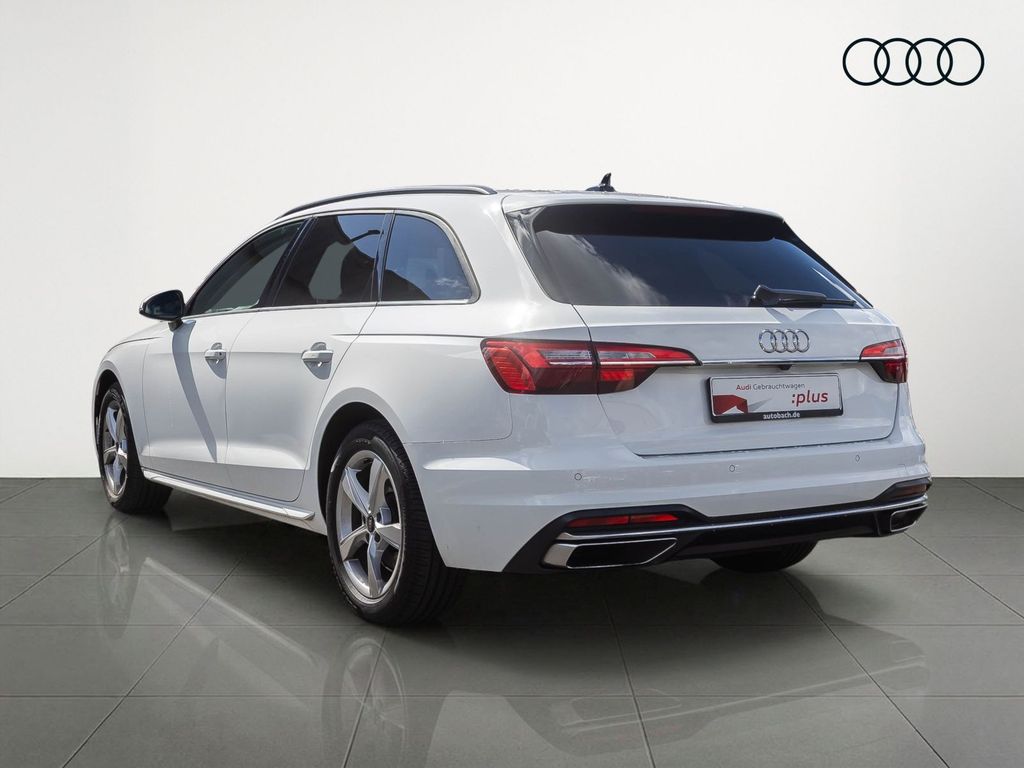 Audi A4 2023 г. Белый, пробег 44840 км