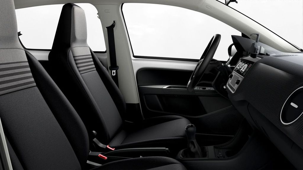 Volkswagen up! 2022 г. Белый, пробег 53240 км