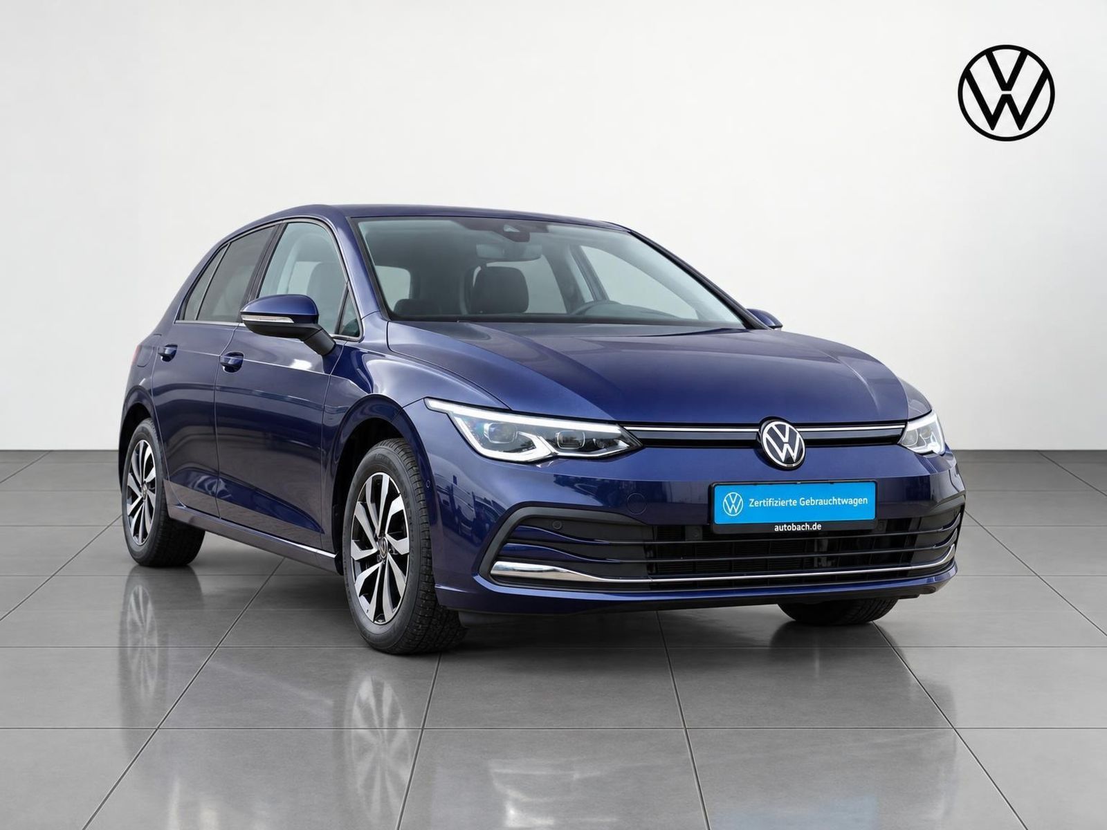 Volkswagen Golf 2022 г. Синий, пробег 47620 км