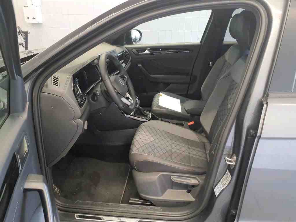 Volkswagen T-Roc 2022 г. Серый, пробег 45700 км