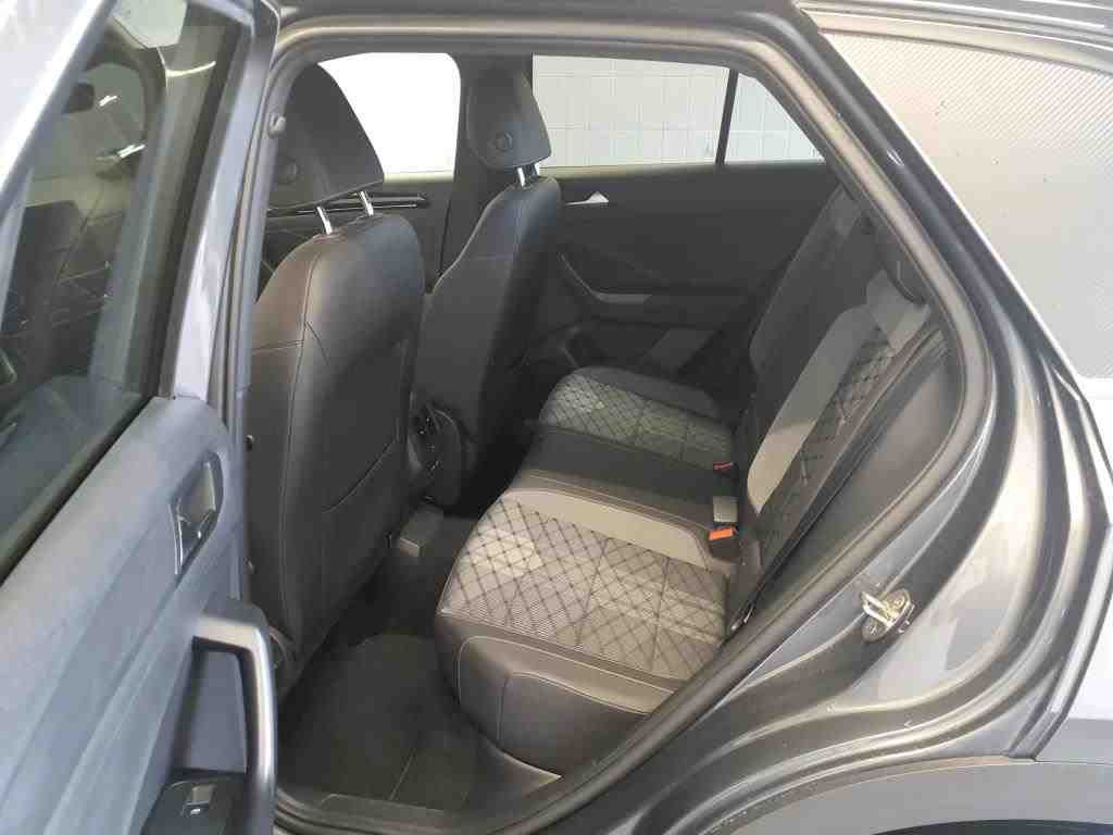 Volkswagen T-Roc 2022 г. Серый, пробег 45700 км