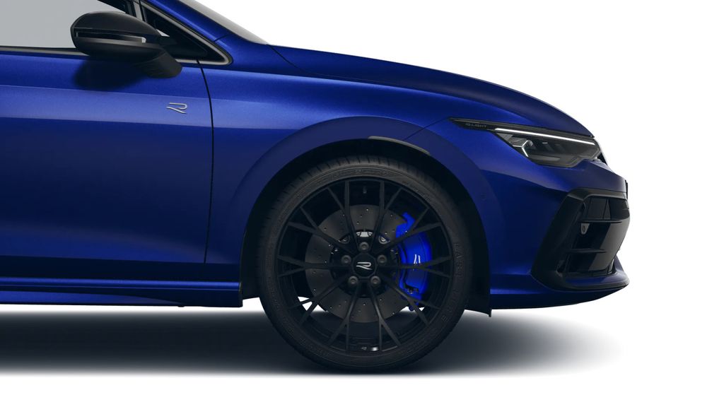 Volkswagen Golf 2024 г. Синий, пробег 987 км