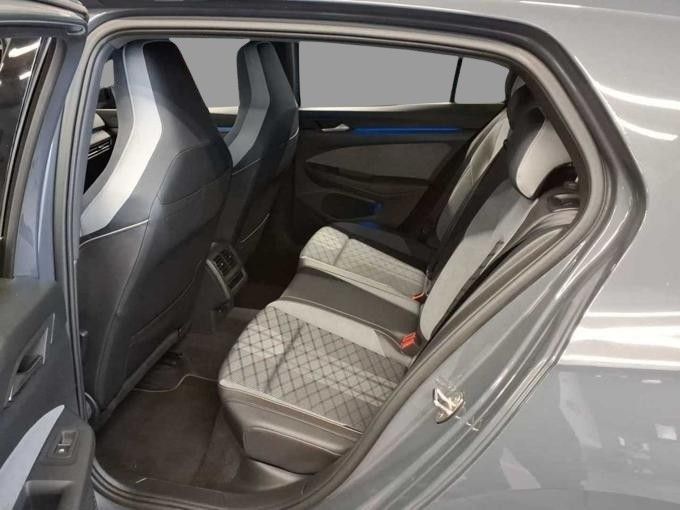 Volkswagen Golf 2023 г. Серый, пробег 19949 км