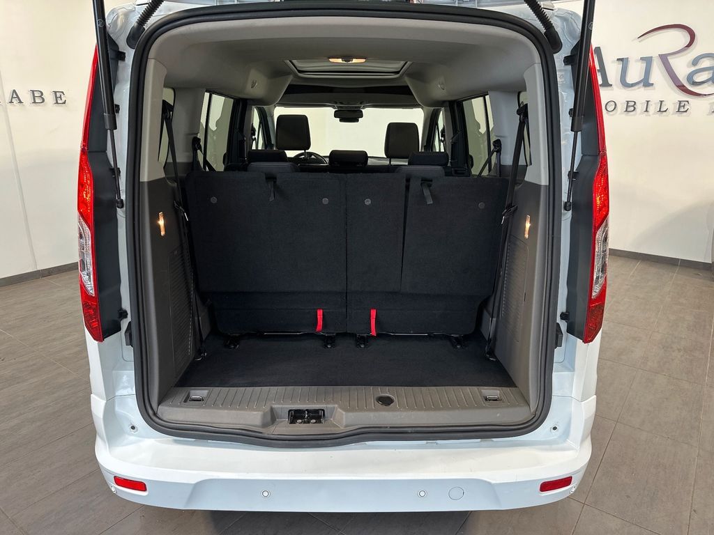 Ford GRAND TOURNEO 2022 г. Белый, пробег 59750 км