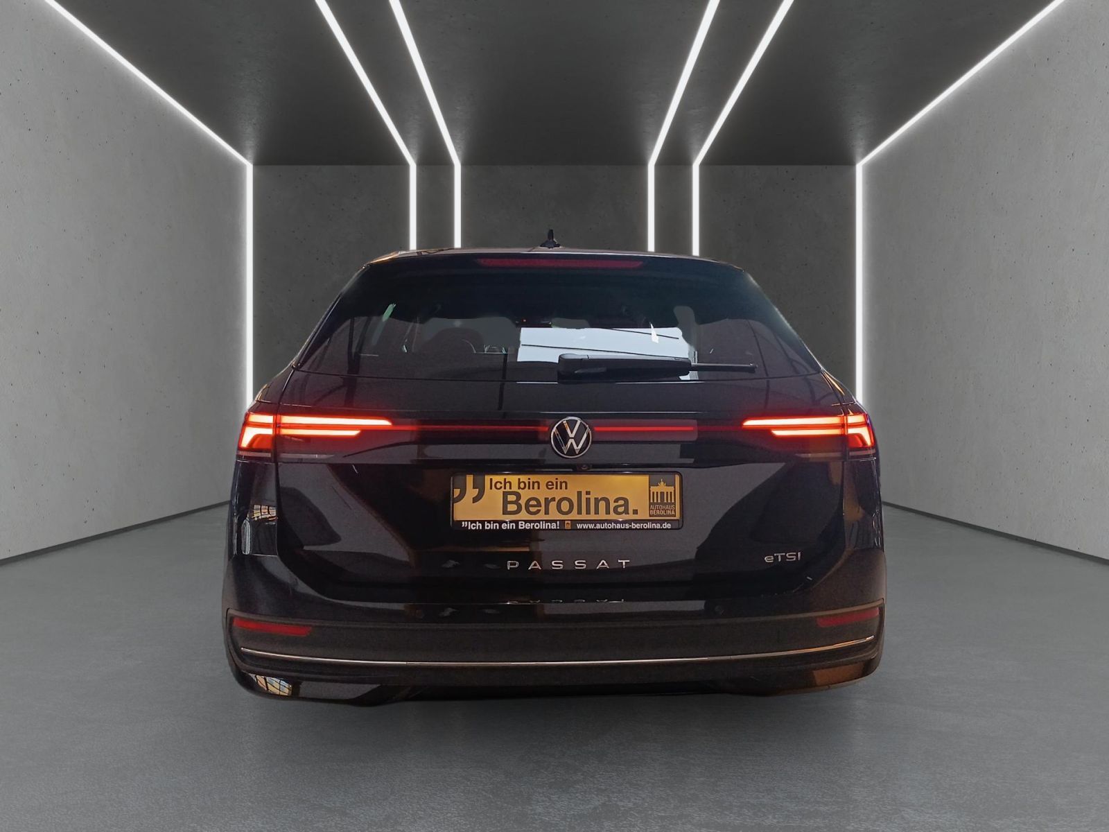 Volkswagen PASSAT VARIANT 2026 г. Чёрный, пробег 25081 км