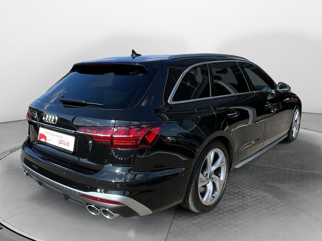 Audi S4 2023 г. Чёрный, пробег 46600 км