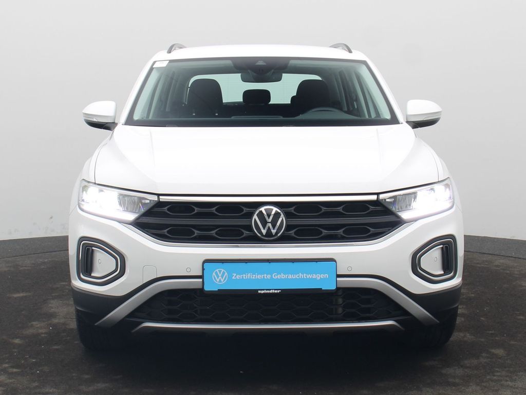 Volkswagen T-Roc 2023 г. Белый, пробег 60000 км