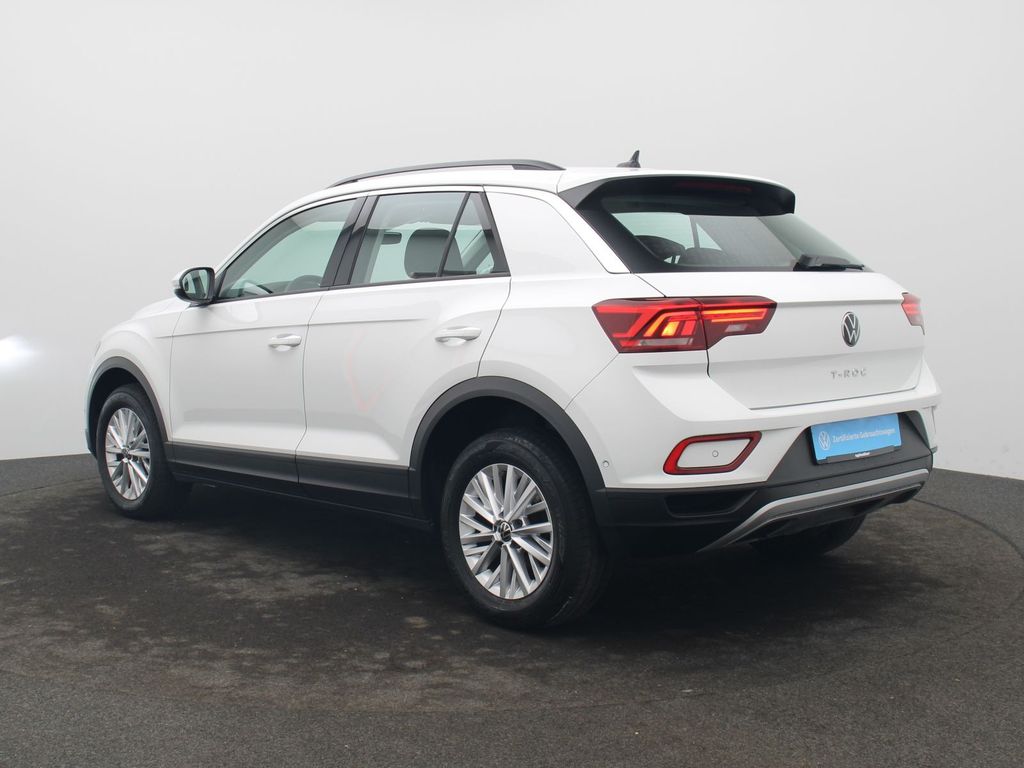 Volkswagen T-Roc 2023 г. Белый, пробег 60000 км