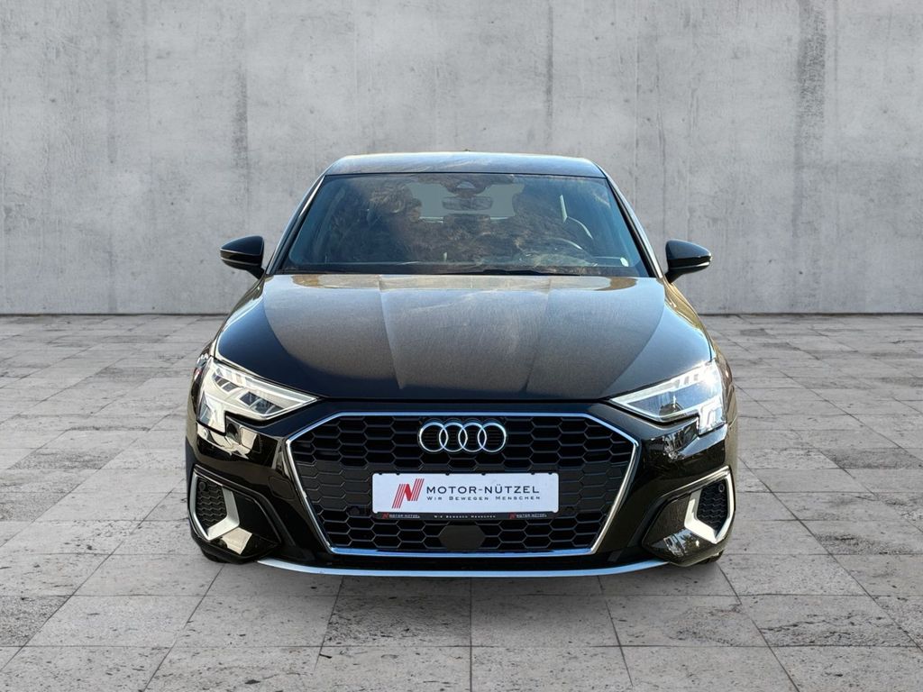 Audi A3 2023 г. Чёрный, пробег 40433 км