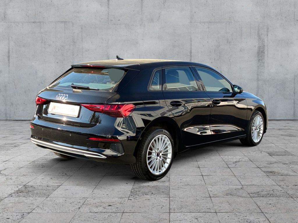 Audi A3 2023 г. Чёрный, пробег 40433 км