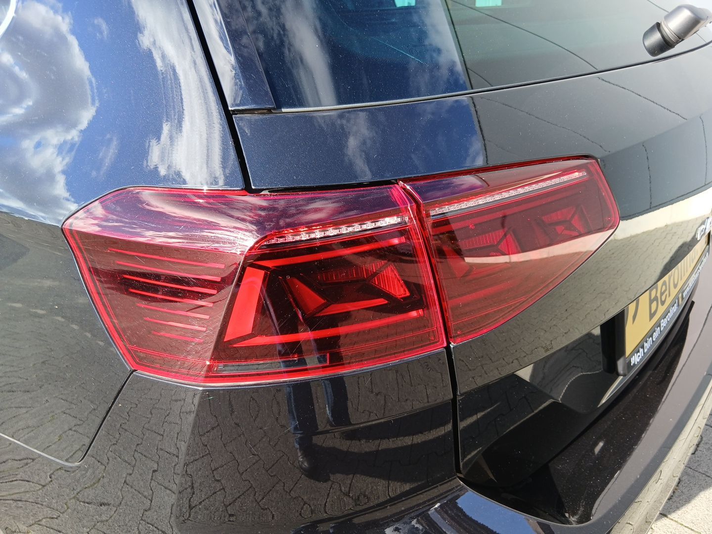 Volkswagen PASSAT VARIANT 2023 г. Чёрный, пробег 41483 км
