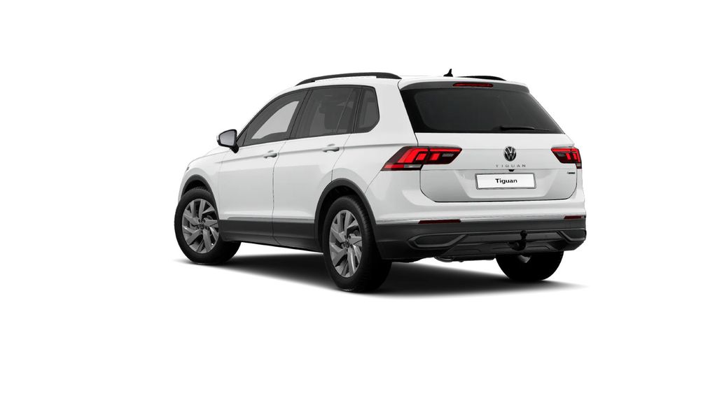 Volkswagen Tiguan 2023 г. Белый, пробег 46567 км