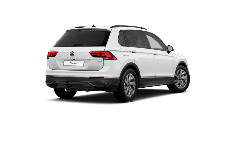 Volkswagen Tiguan 2023 г. Белый, пробег 46567 км