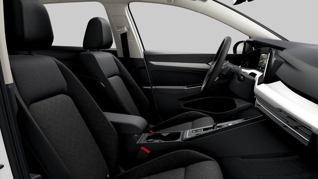 Volkswagen Golf 2023 г. Белый, пробег 44791 км