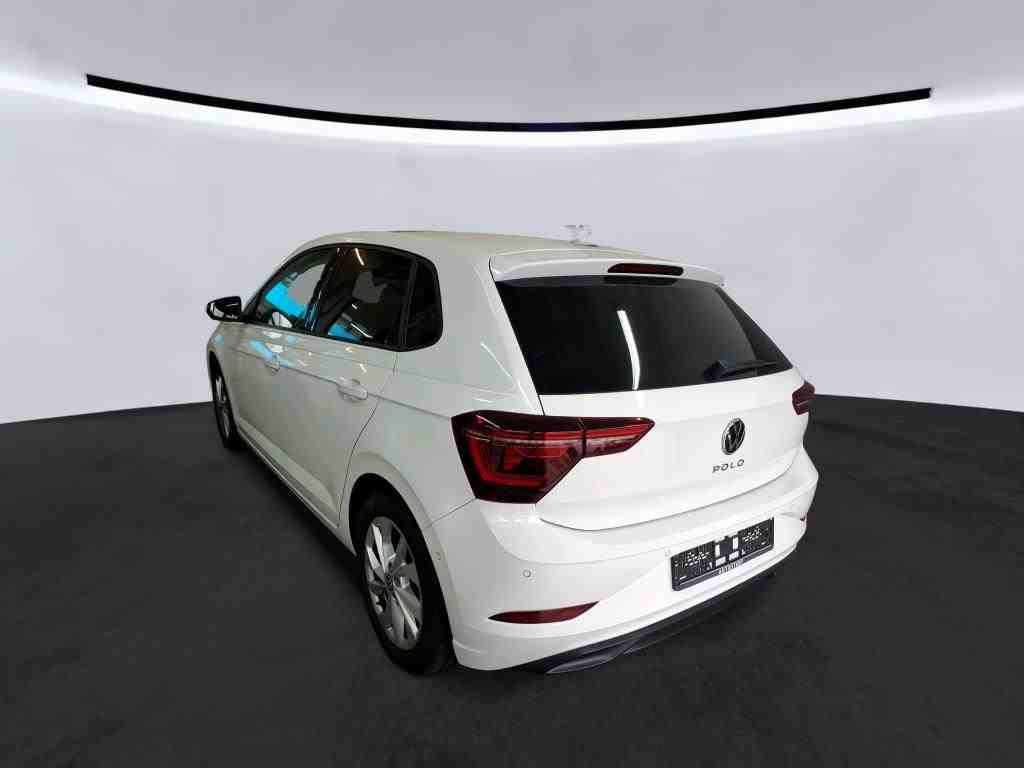 Volkswagen Polo 2023 г. Белый, пробег 29930 км