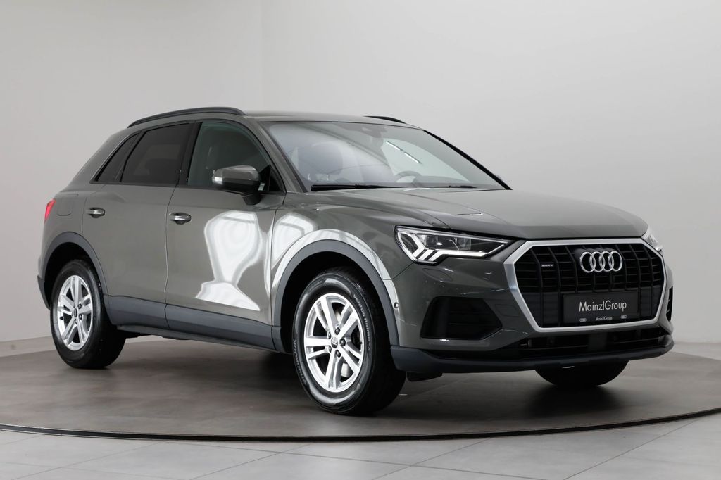 Audi Q3 2022 г. Серый, пробег 44822 км