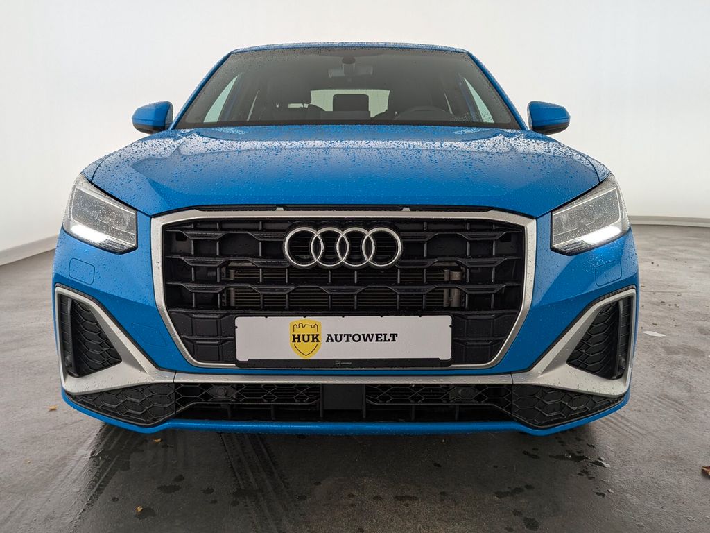 Audi Q2 2023 г. Синий, пробег 33400 км