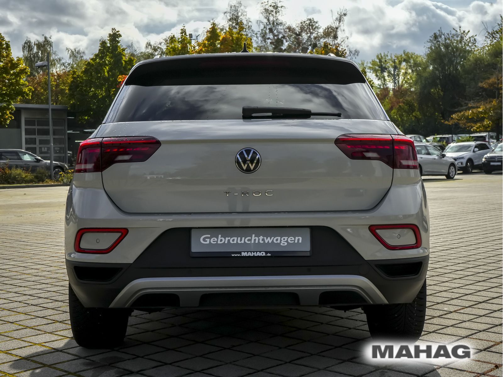 Volkswagen T-Roc 2023 г. Серый, пробег 23811 км