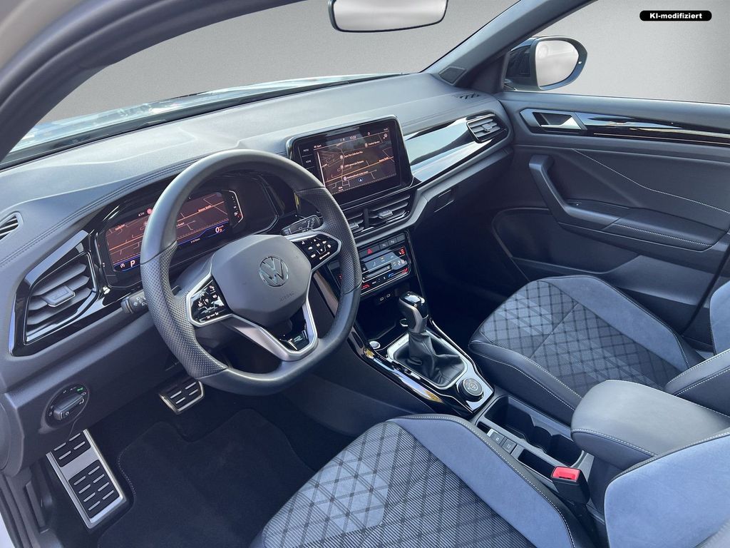 Volkswagen T-Roc 2023 г. Серый, пробег 31160 км
