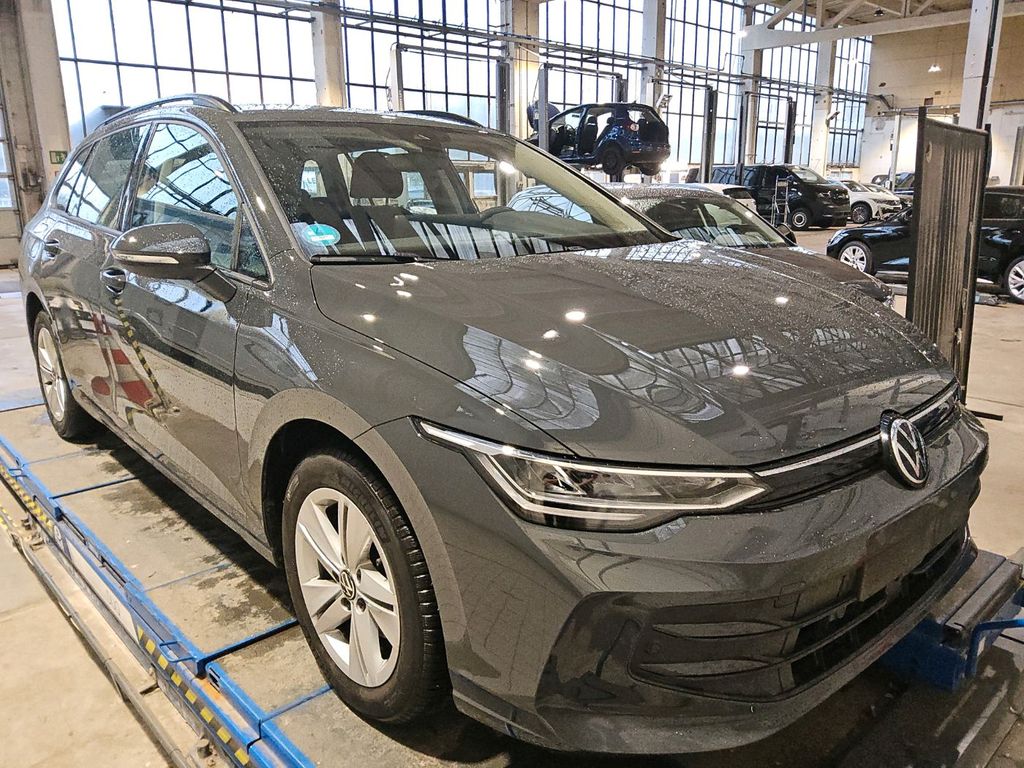 Volkswagen Golf 2024 г. Серый, пробег 17937 км
