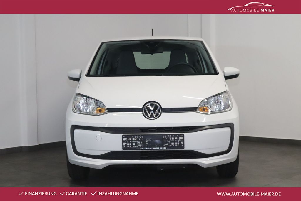 Volkswagen up! 2021 г. Белый, пробег 59000 км