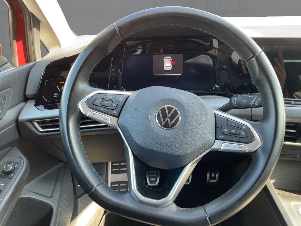 Volkswagen Golf 2021 г. Красный, пробег 55541 км