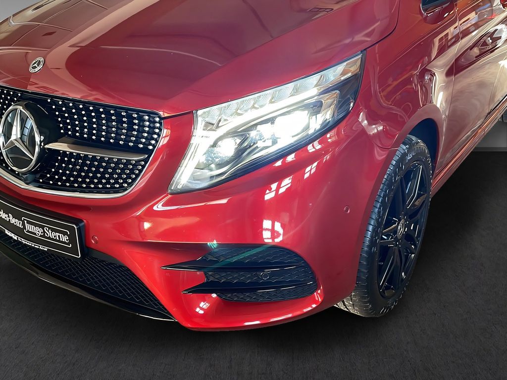 Mercedes-Benz V 300 2022 г. Красный, пробег 39995 км