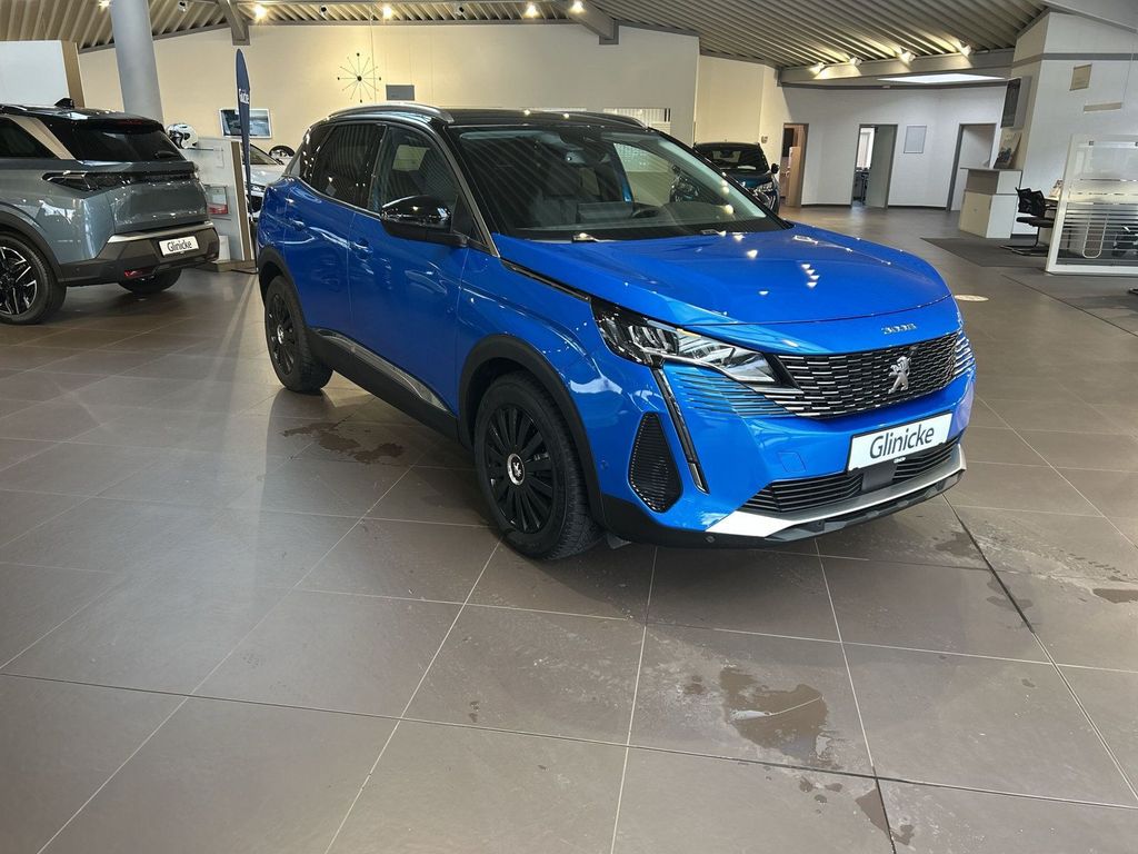 Peugeot 3008 2021 г. Синий, пробег 58500 км