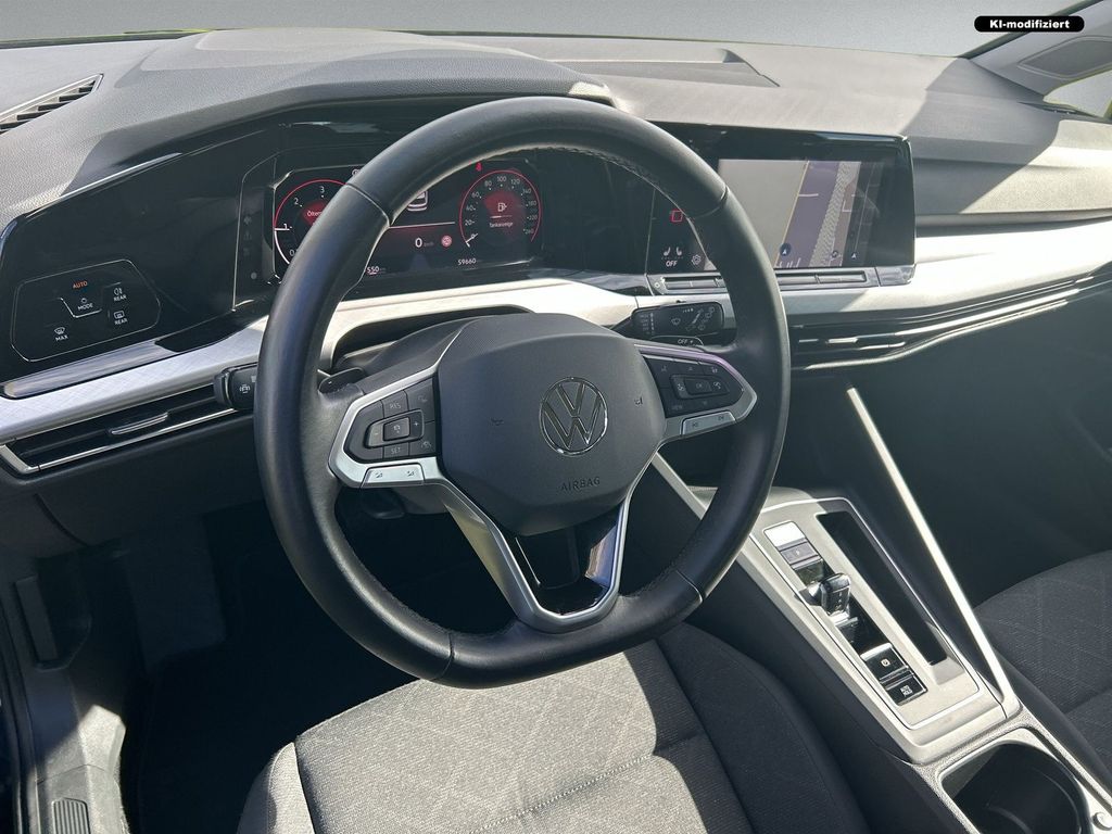 Volkswagen Golf 2023 г. Чёрный, пробег 59760 км