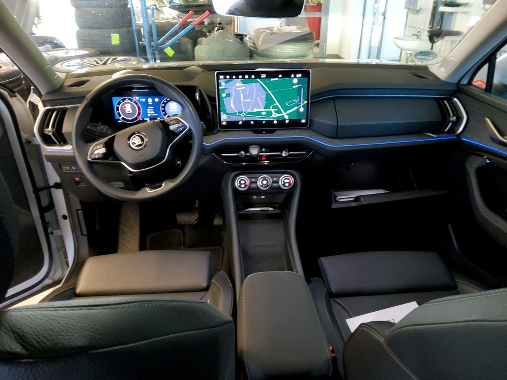 Skoda Kodiaq 2024 г. Белый, пробег 53000 км
