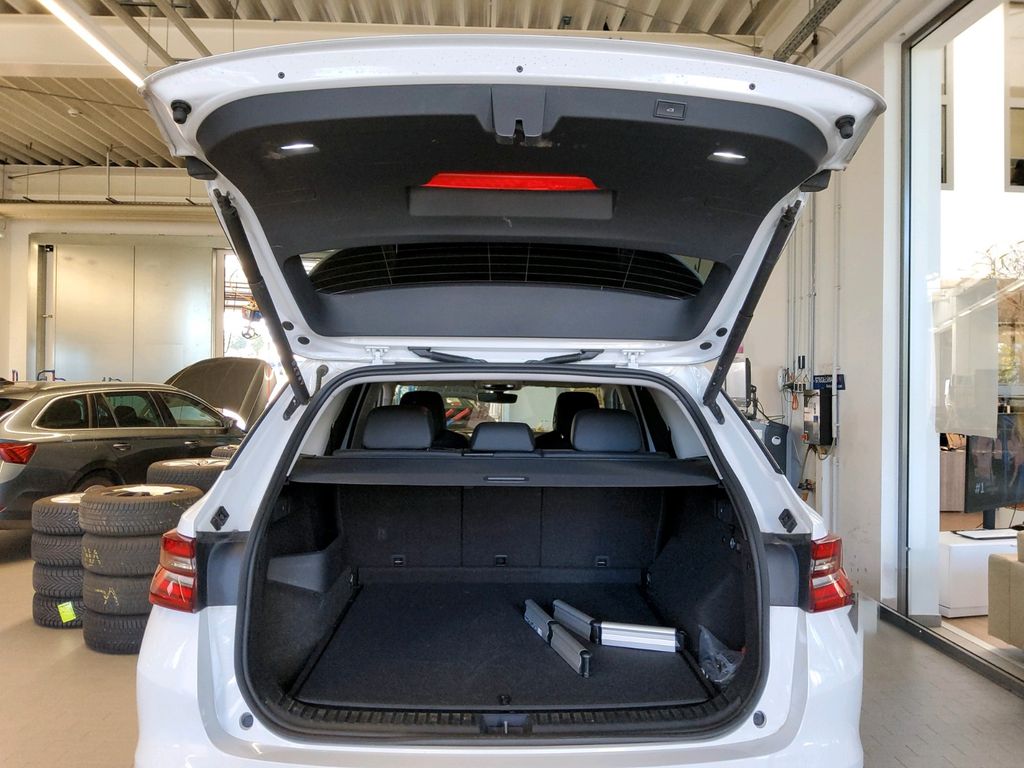 Skoda Kodiaq 2024 г. Белый, пробег 53000 км