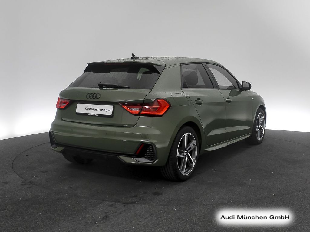 Audi A1 2024 г. Зелёный, пробег 32453 км
