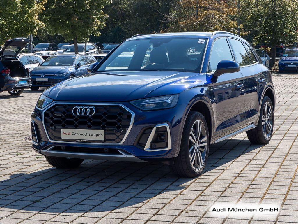 Audi Q5 2023 г. Синий, пробег 52367 км